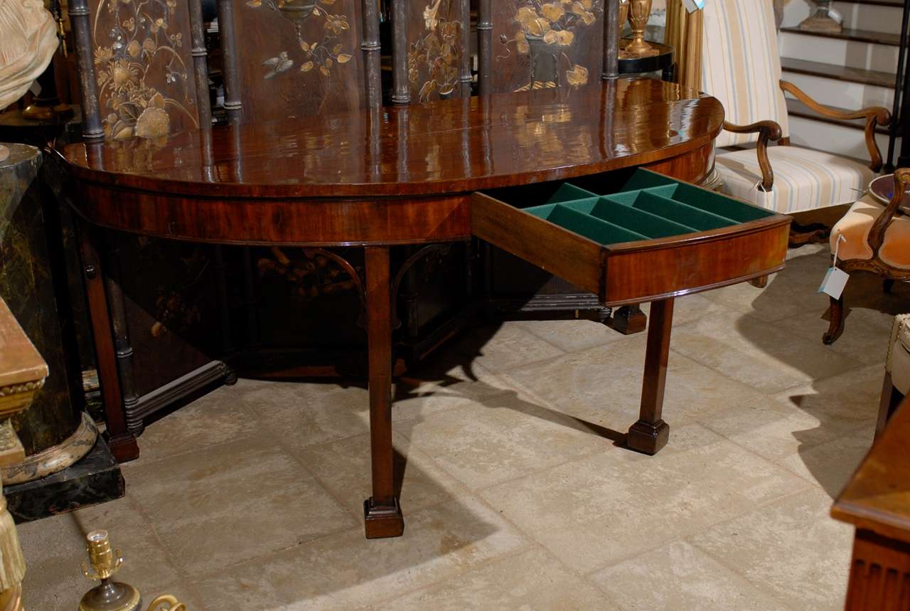 19th Century 18th/19thC Irish Mahogany Serving Table