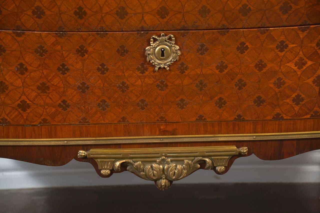 19th c. Louis XVI Mahogany and Parquetry Inlay For Sale 1