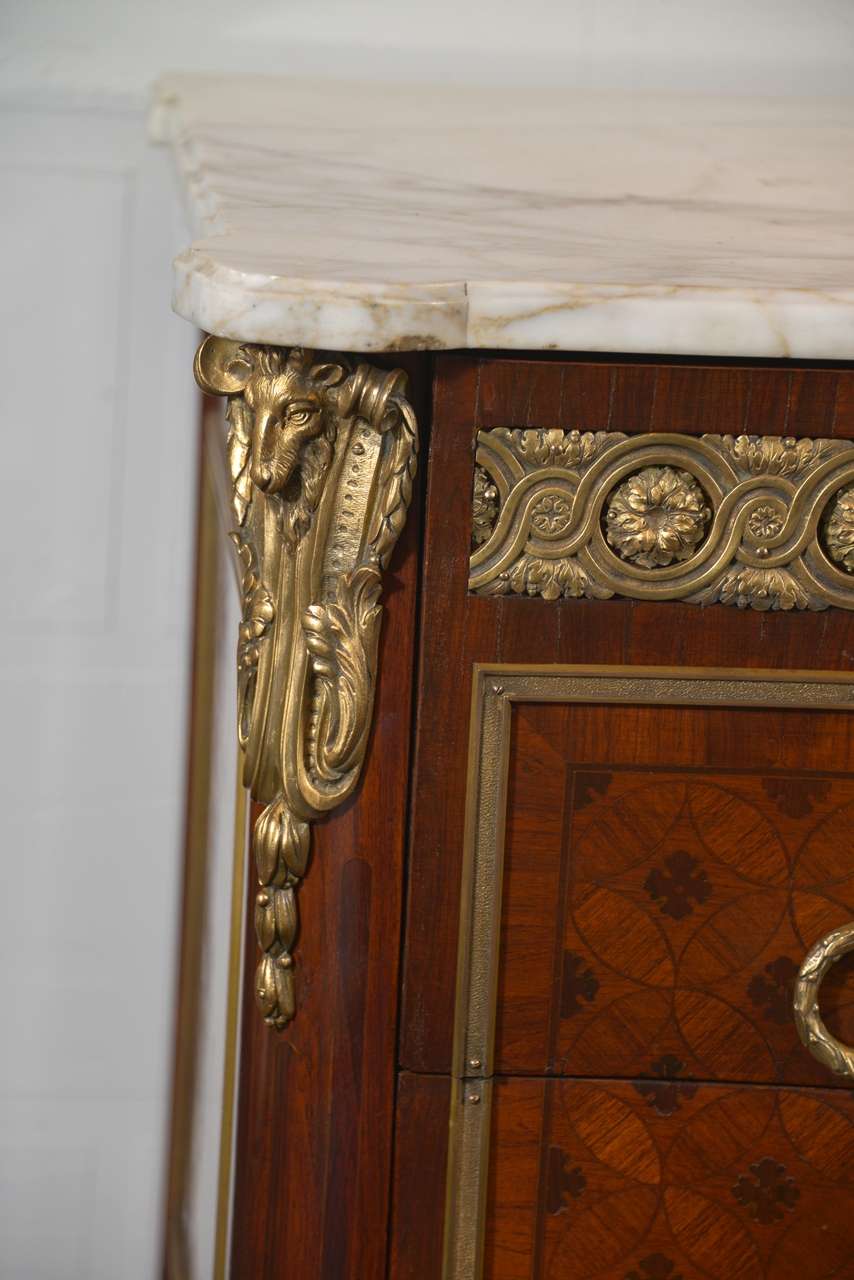 19th c. Louis XVI Mahogany and Parquetry Inlay For Sale 2