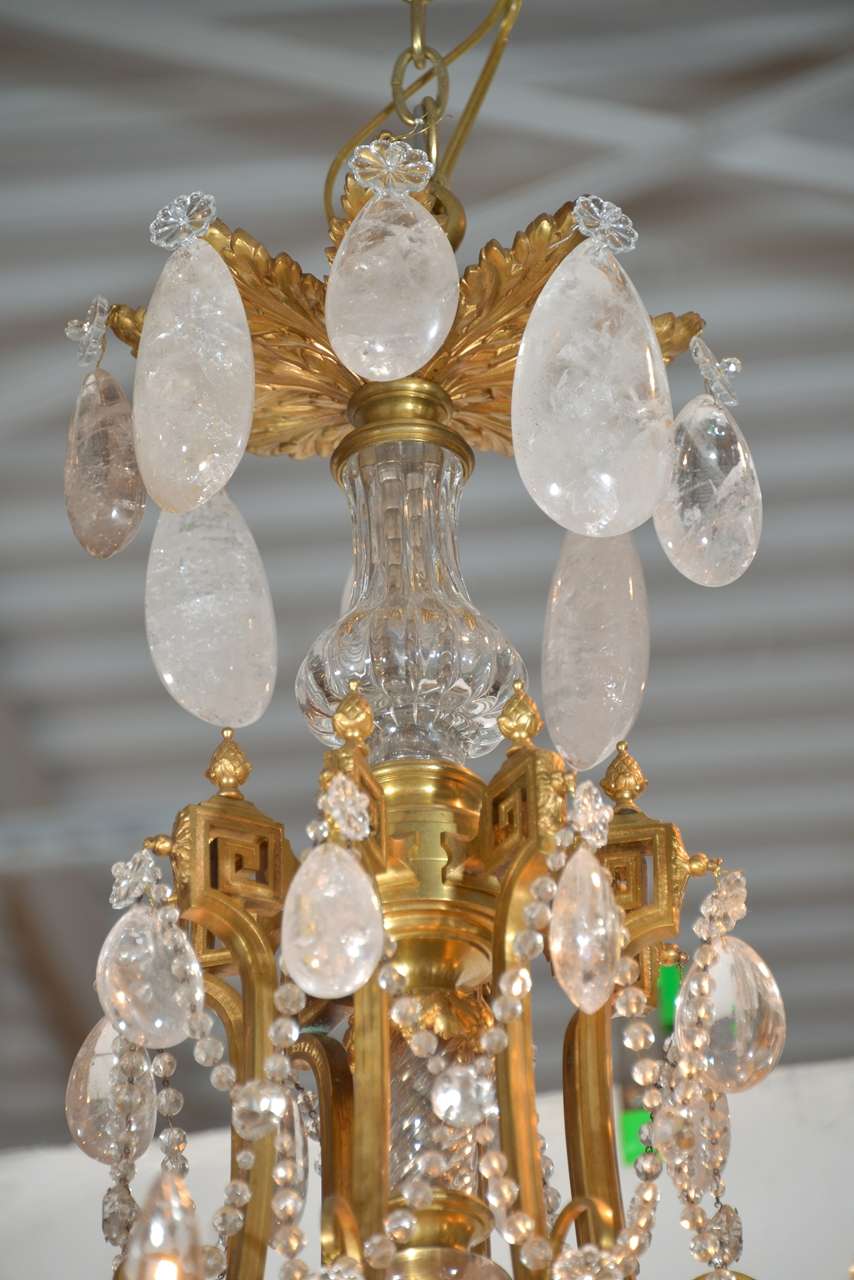 Doré C.I.C. Important lustre russe en cristal de roche et bronze doré en vente