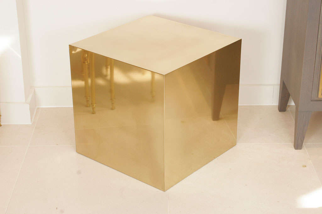 Cube Side Table- B.I. MADE IN GERMANY COLLECTION

Hand-crafted in Germany.

Custom size and finishes are available upon request.

Lead Time: 6-8 weeks approximately.