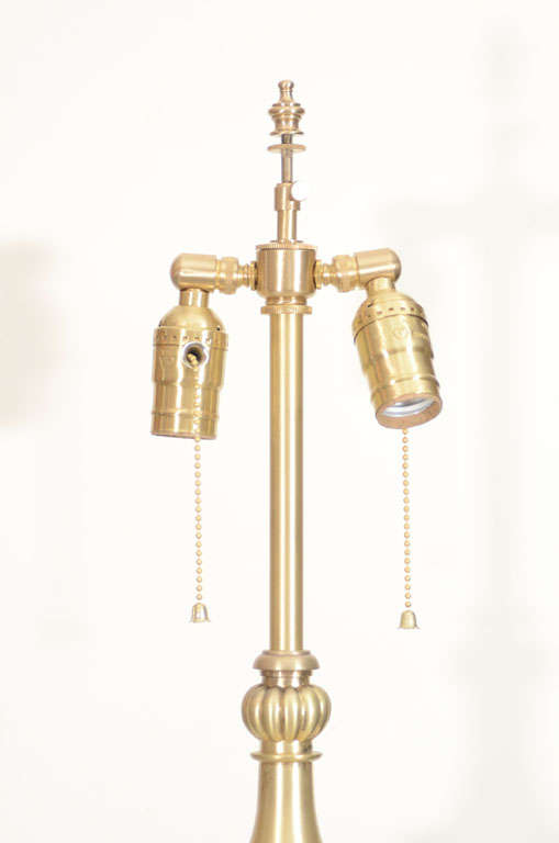 20ième siècle Paire de lampes bleues émaillées et craquelées de Stiffel