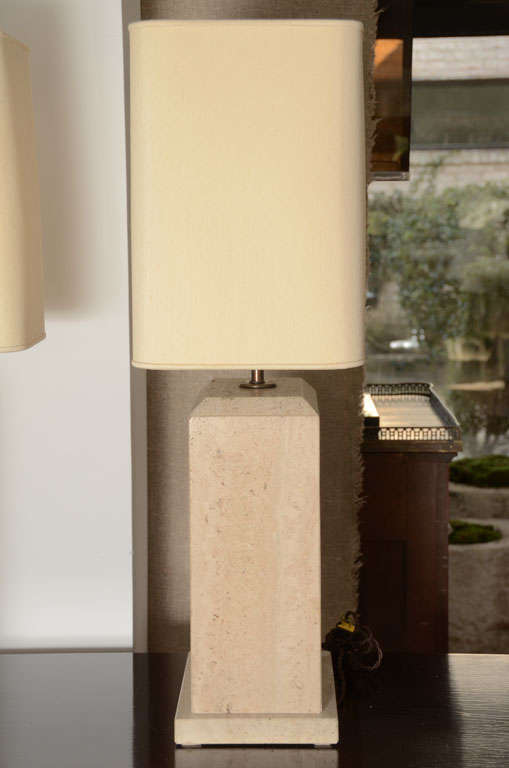 20th Century Pair of Travertine Lamps For Sale