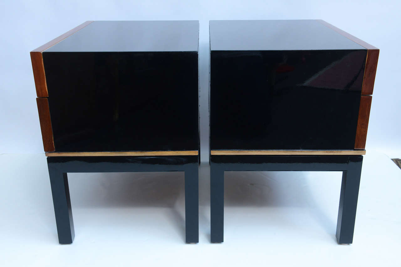 Pair of Black Lacquered and Walnut Nightstands by American of Martinsville 4