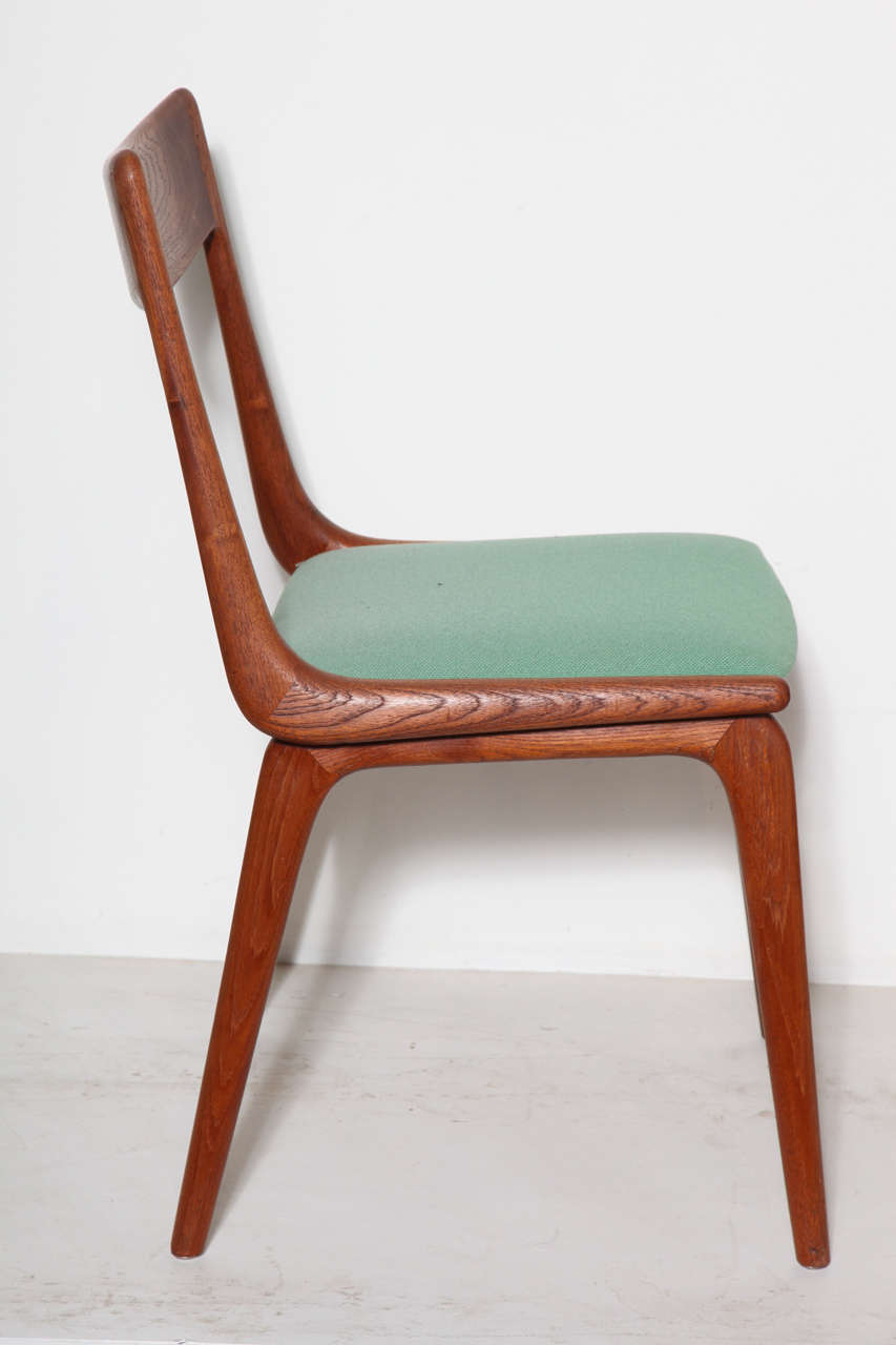 Boomerang Chairs by Erik Christiansen, (Set of 10) In Excellent Condition In New York, NY
