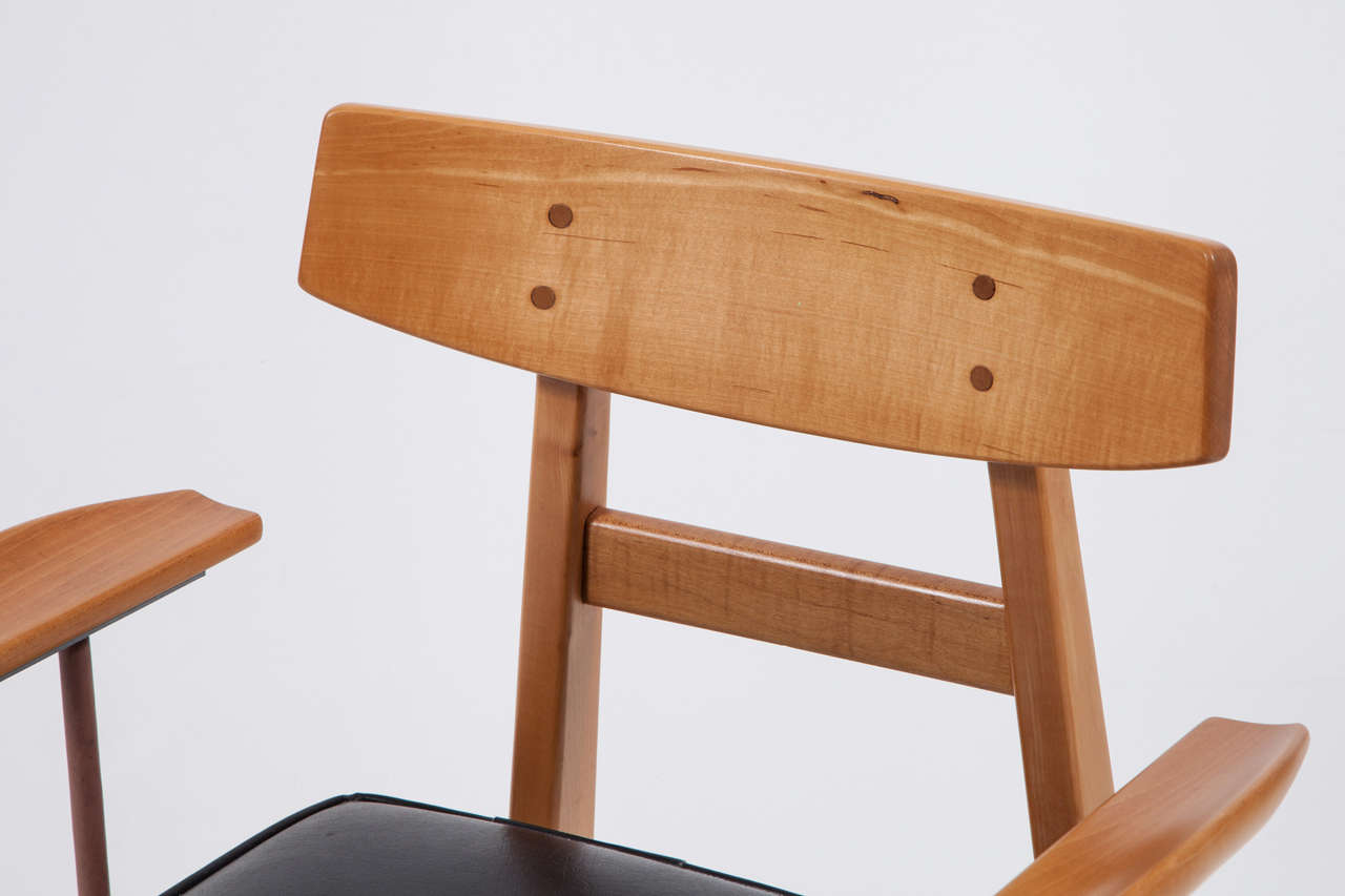Mid-20th Century Maple Armchair by Jens Risom For Sale