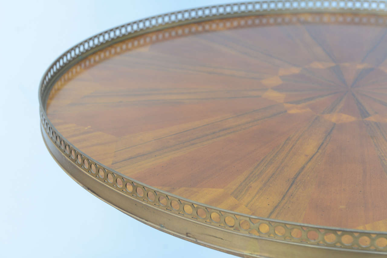 Inlaid Contemporary Stylized Bouillotte Table In Excellent Condition In West Palm Beach, FL