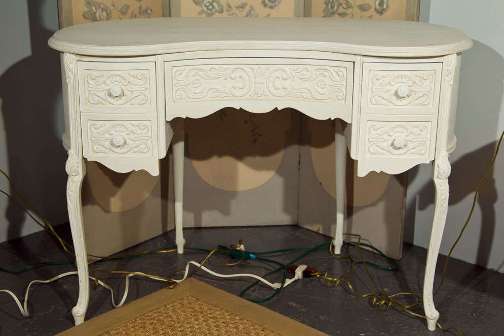 Continental Kidney Shaped Dressing Table on cabriole legs, freshly painted white, three drawers.