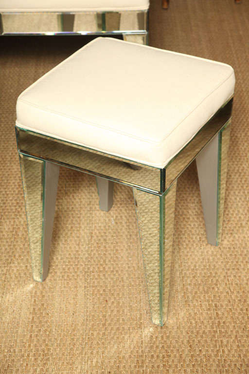 French Style  Mirrored Stool In Good Condition In West Palm Beach, FL