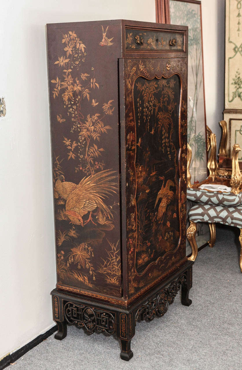 20th Century 1900s, English Chinoiserie Cabinet