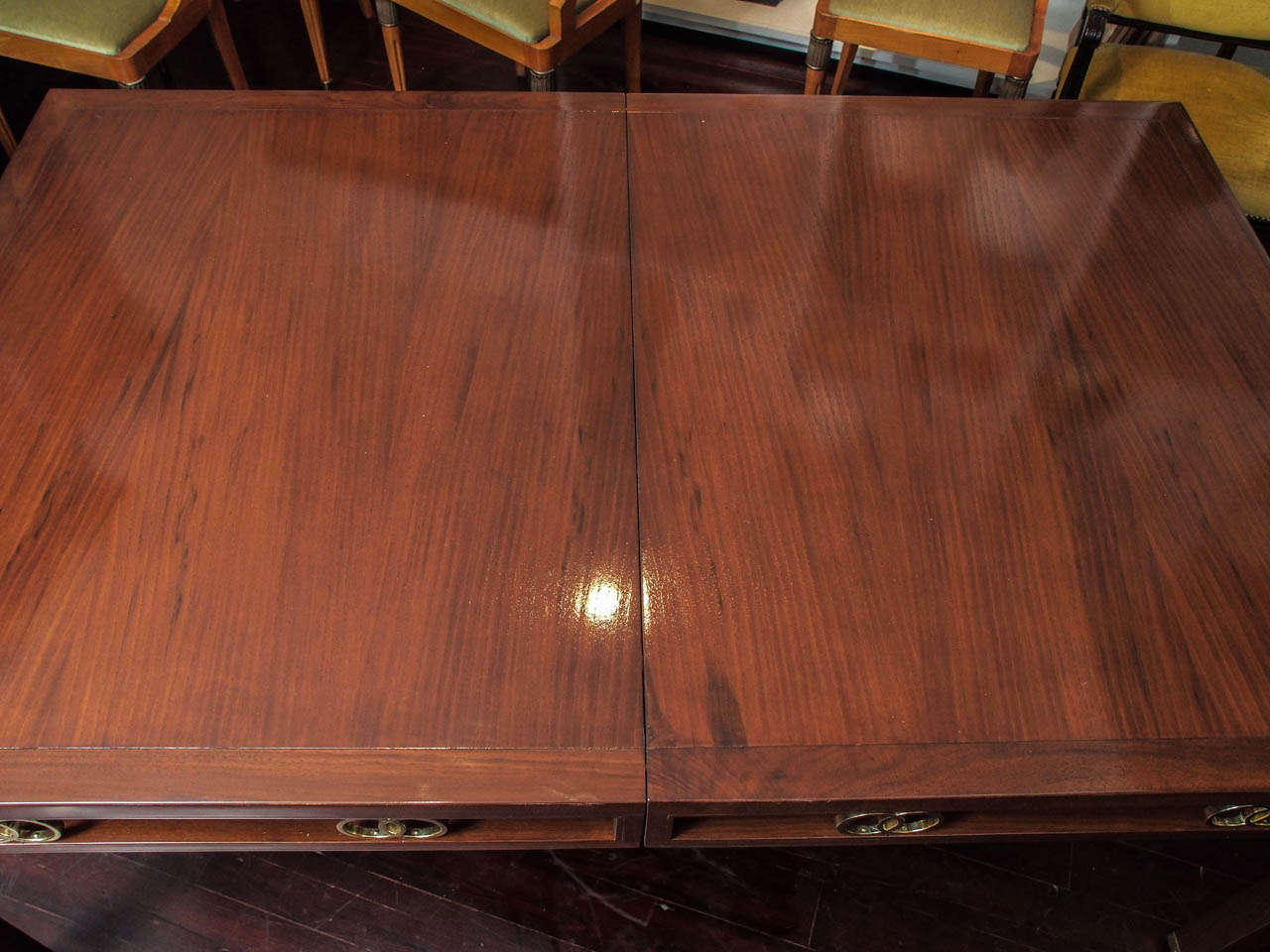 SATURDAY SALE Walnut Dining Table after Michael Taylor, circa 1960s In Excellent Condition For Sale In New Orleans, LA