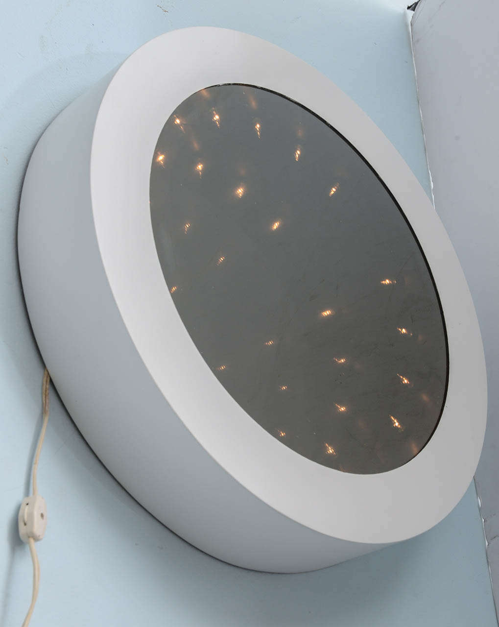 Cool Mod 1970's Vintage Infinity Tunnel Mirror Lamp In Good Condition For Sale In Miami, FL