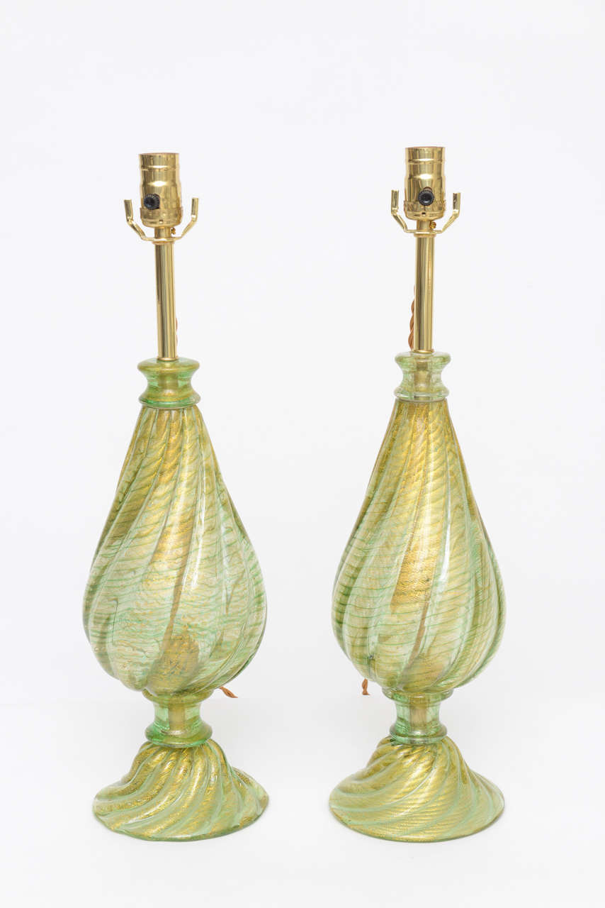 Pair of handblown Murano glass lamps by Barovier e Toso. Gold 