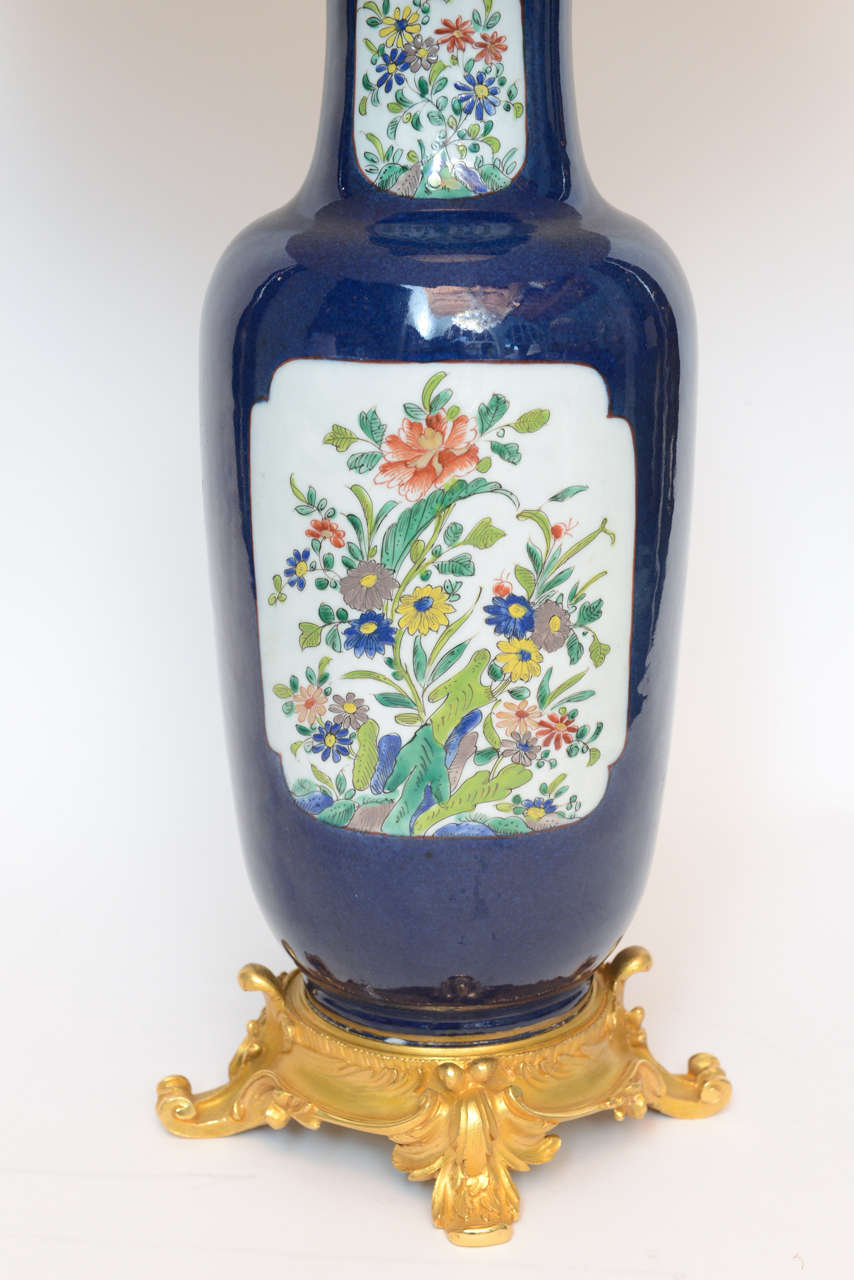 Pair of 19th Century Chinese Cobalt Blue Porcelain Lamps In Excellent Condition For Sale In Palm Beach, FL