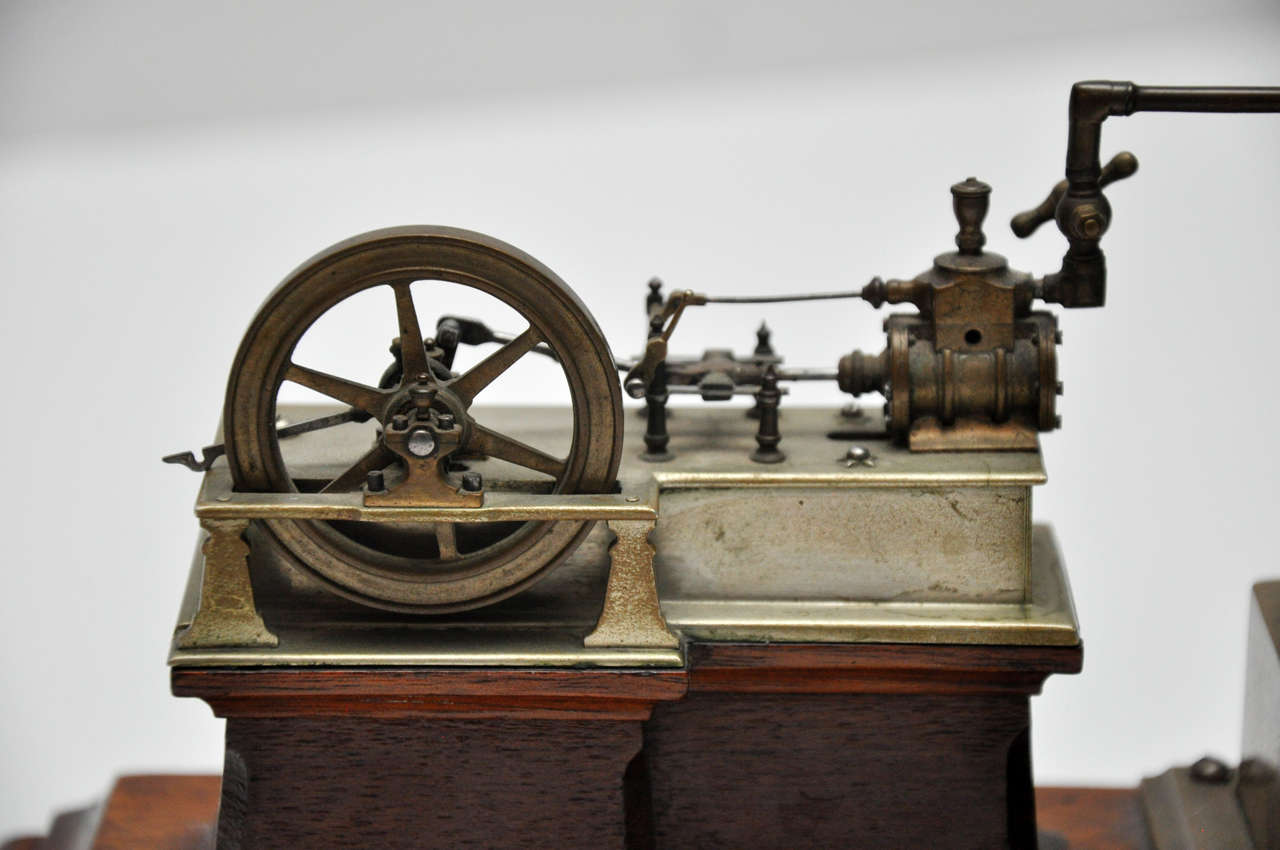French Brass Stationary Steam Engine on Walnut Base, France, 1870 For Sale