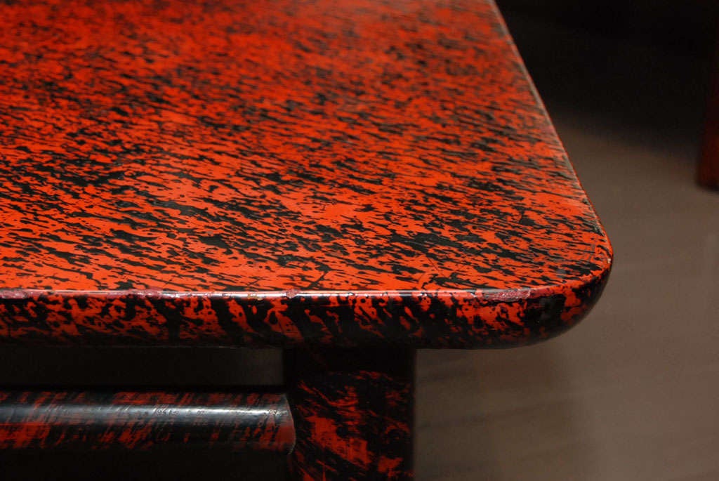 Japanese red and black Wakasa lacquer table 1