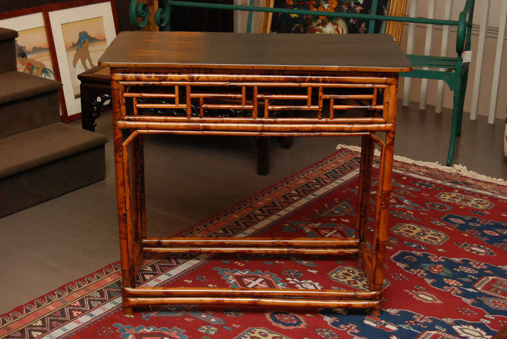 Chinese bamboo console table In Excellent Condition In Hudson, NY
