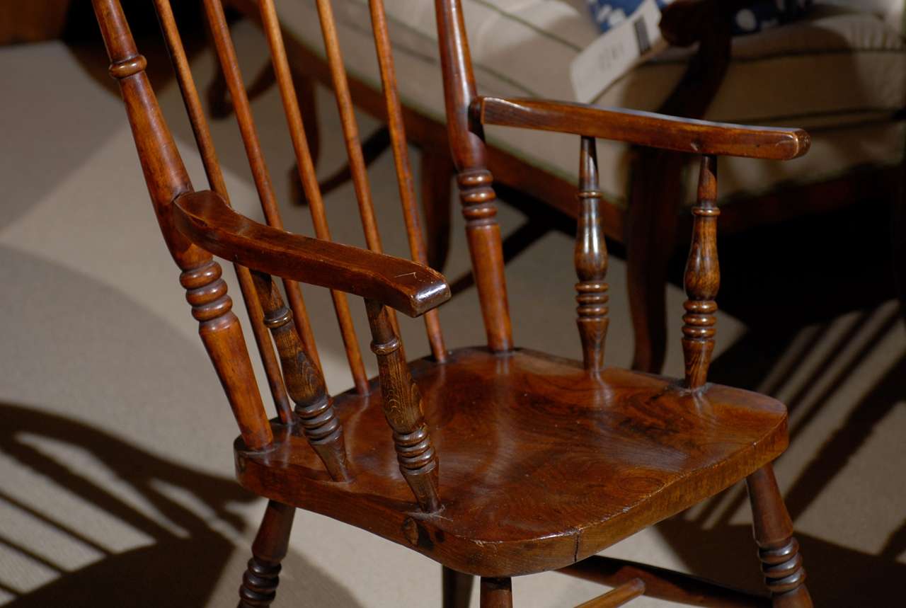 Comb Back Windsor Chair In Excellent Condition In Atlanta, GA