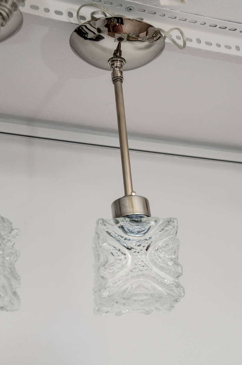 Petite Kalmar glass and nickel pendant.