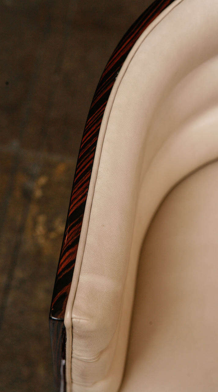 vanity chair leather
