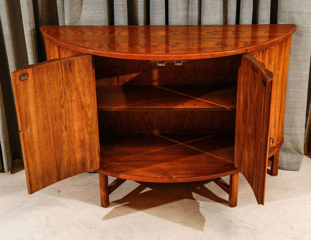 Demi-Lune Cabinet by Henredon at 1stDibs | henredon demilune