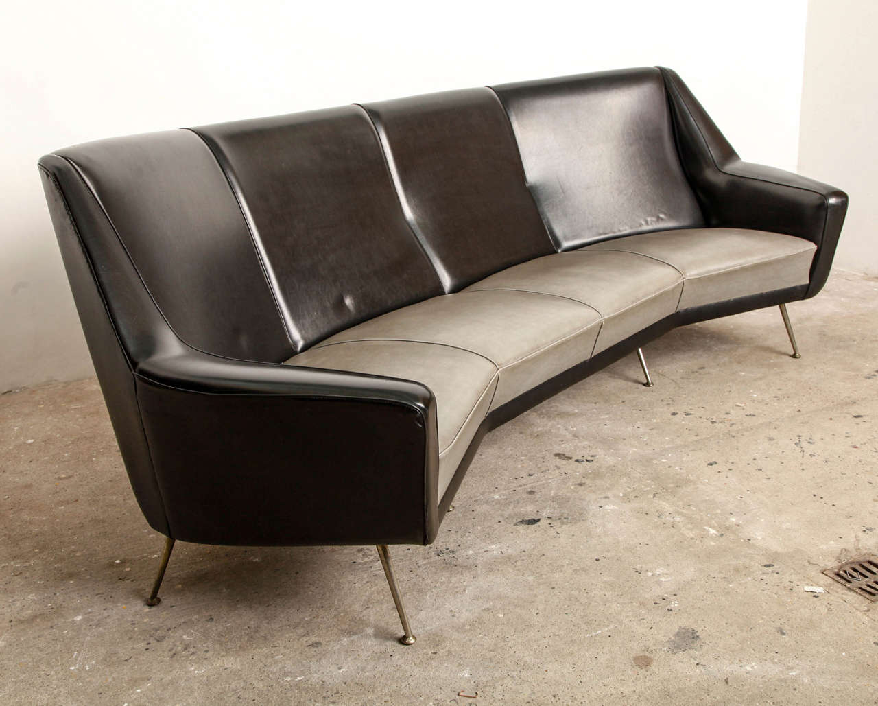 Mid-Century Modern Black Large 1950s Italian Curved Sofa in Style of Gio Ponti