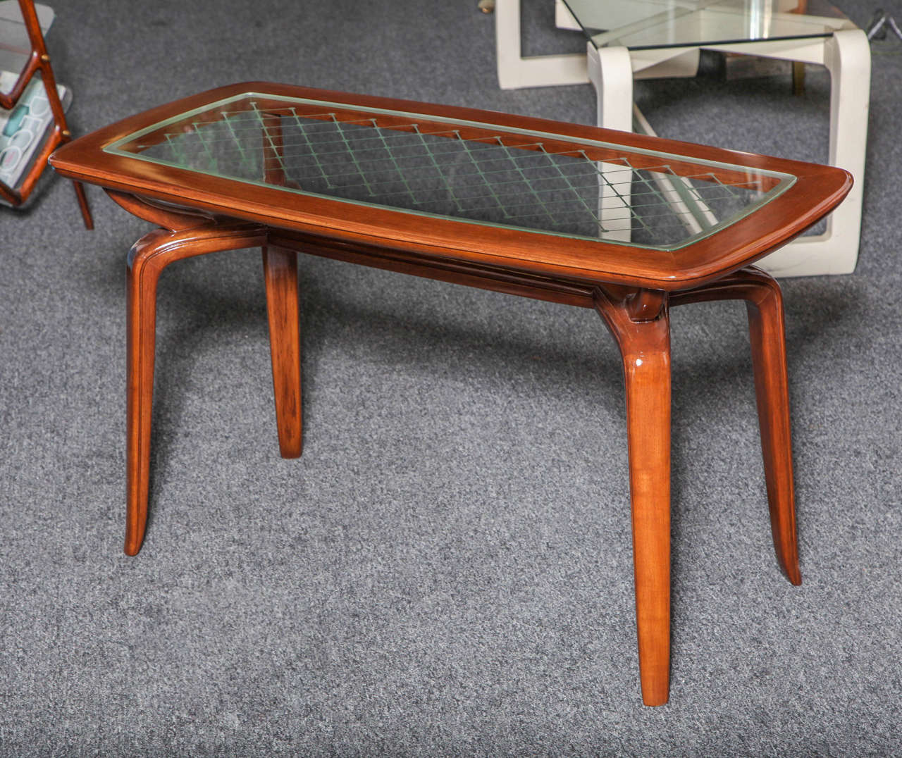 Mid-Century Modern Borsani Cocktail Table Made in Milan For Sale