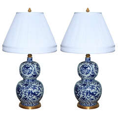 A large pair of double balustrade Chinese vase lamps. A large pair of double balustrade Chinese vase lamps.