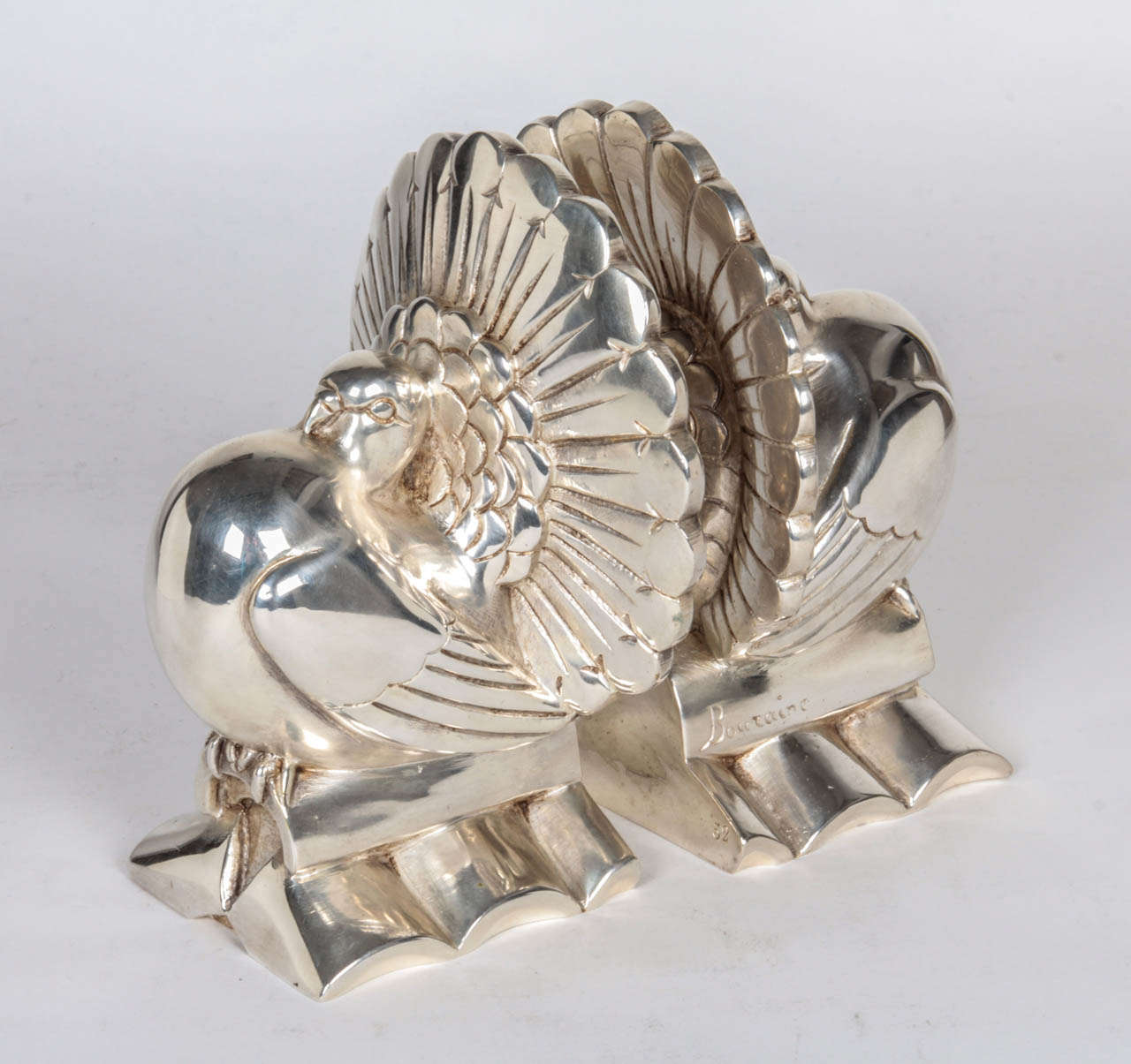 Bronze Marcel Bouraine Pair of French Art Deco “Dove” Bookends, circa 1930 For Sale
