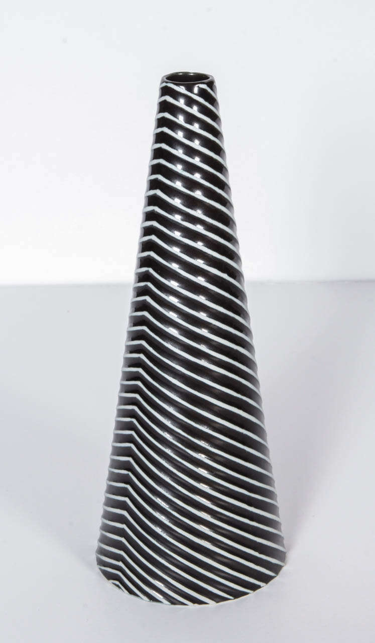 Black & White Grouping of Ceramic Vases by Stig Lindberg for Gustavsberg In Excellent Condition In New York, NY