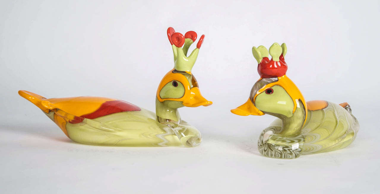 Christopher Ramsey is a master at creating animal forms in free from sculpted glass, the Duck collection allows Ramsey infinite explorations of combining texture and color whilst also retaining a sense of humour, each piece is unique.