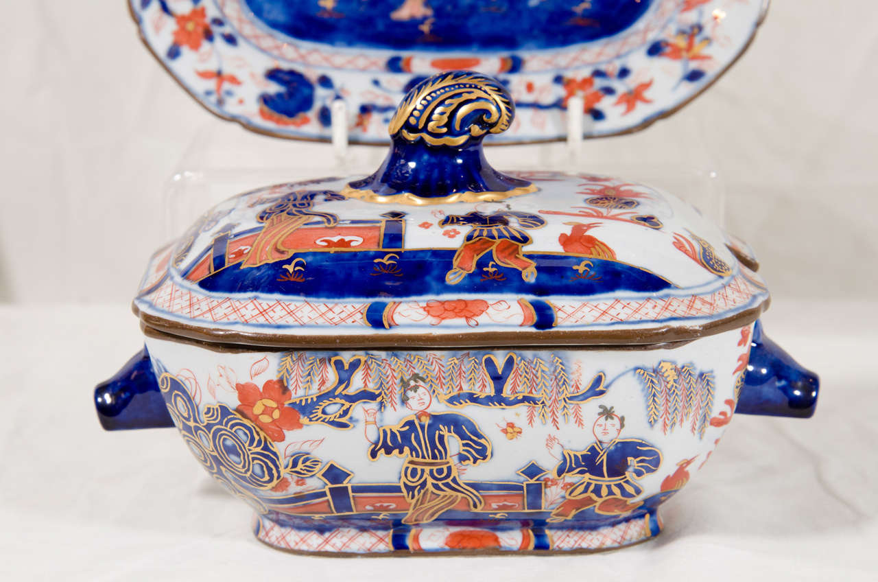 English Pair of Antique Imari Tureens with a Chinoiserie Design of Imari Colors