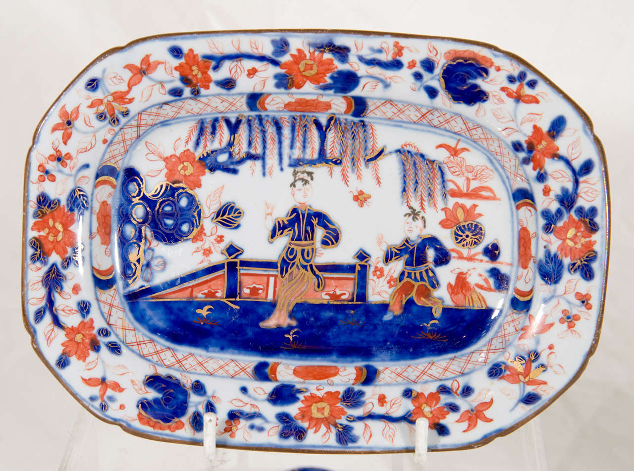 Pair of Antique Imari Tureens with a Chinoiserie Design of Imari Colors In Excellent Condition In Katonah, NY