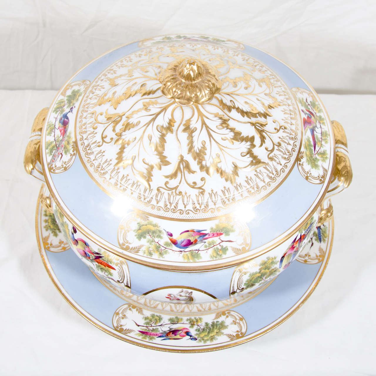 English Chamberlain's Worcester Tureen with Armorial of Prescott Family