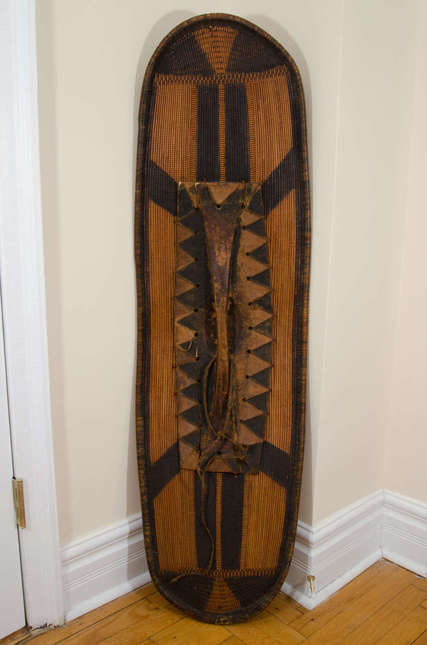 Early 20th Century African Poto Tribal Wicker Shield, Congo In Good Condition In New York, NY