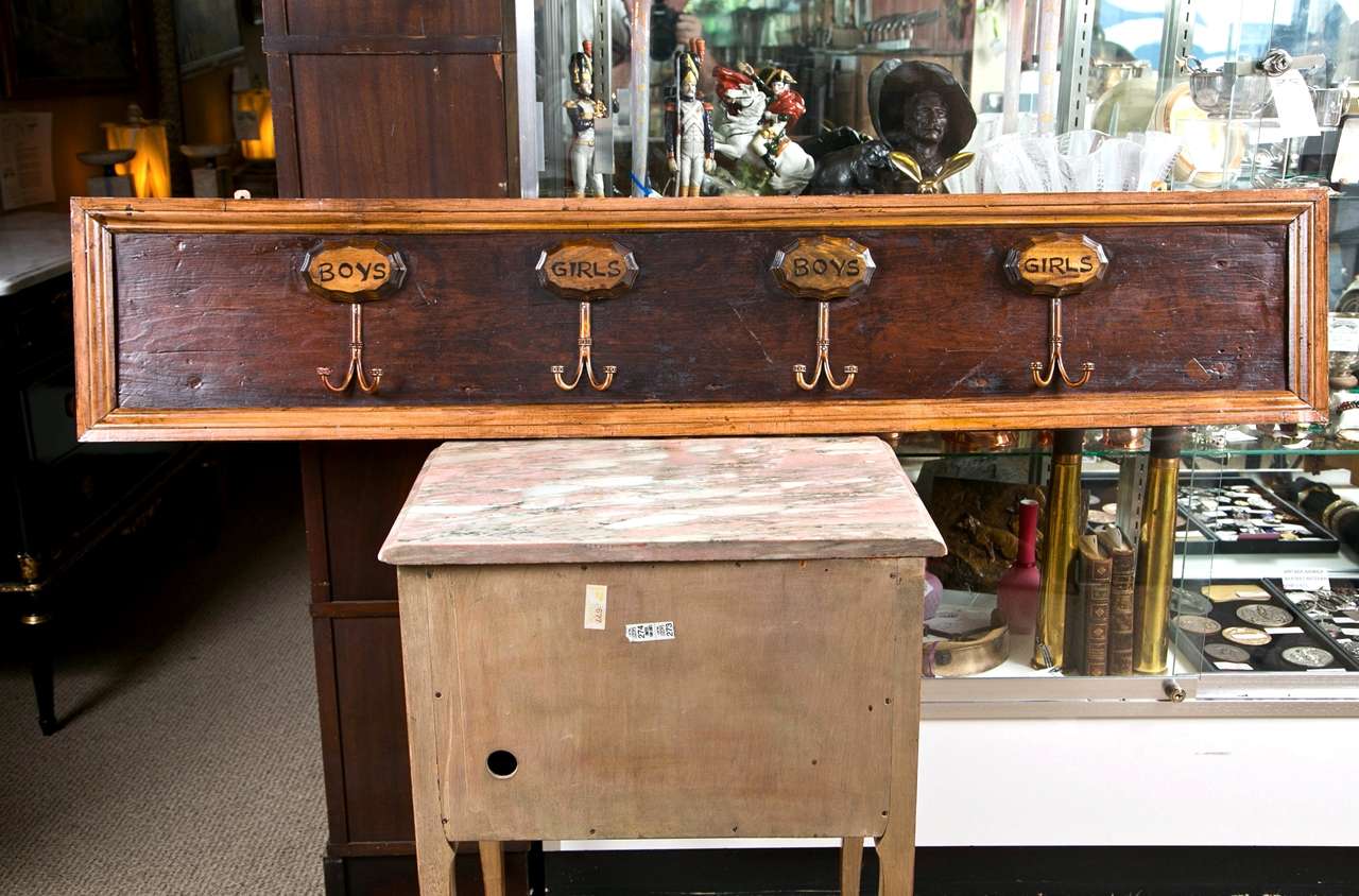 Wall Boys/Girls Coat, Bookbag and Hat Hanging Sign