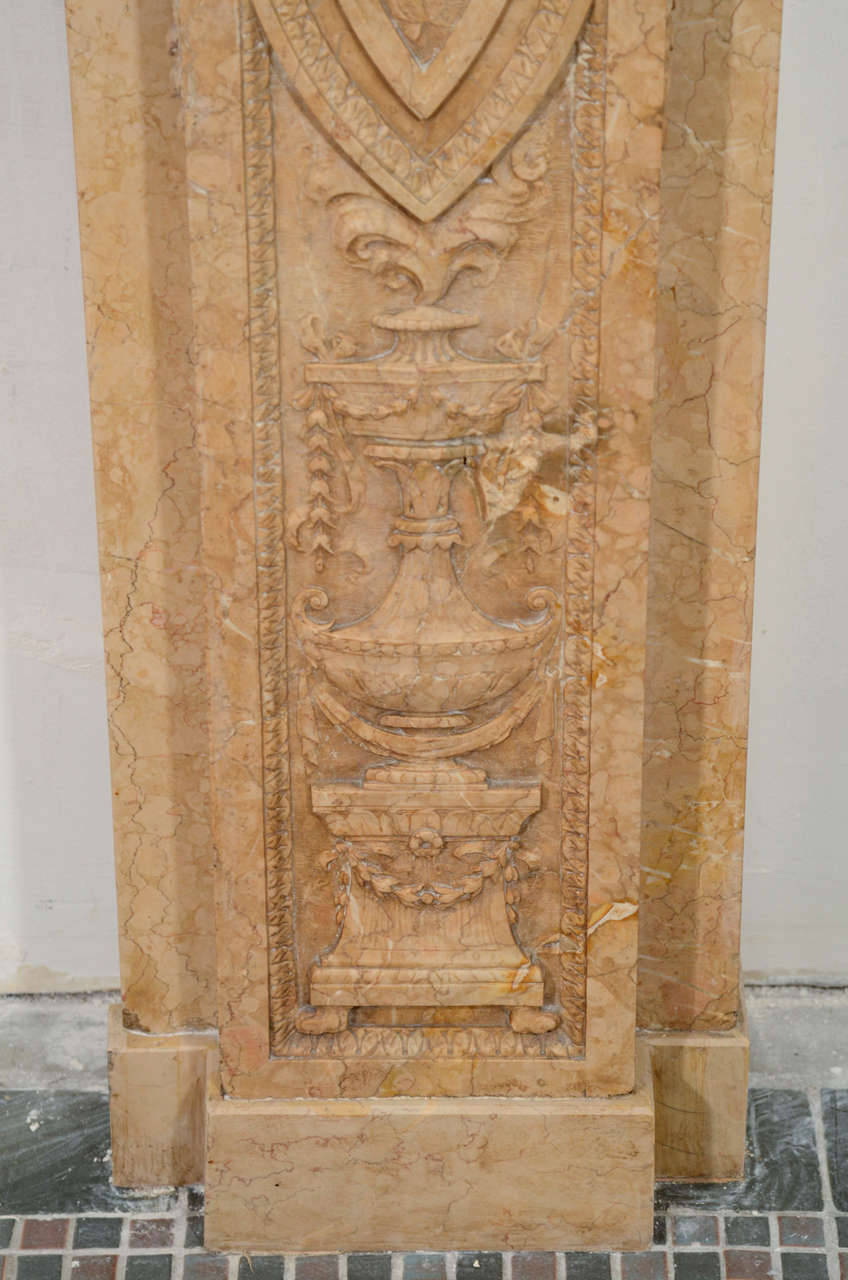 English Sienna Carved Marble Mantel from the Vanderbilt Mansion In Good Condition In New York, NY