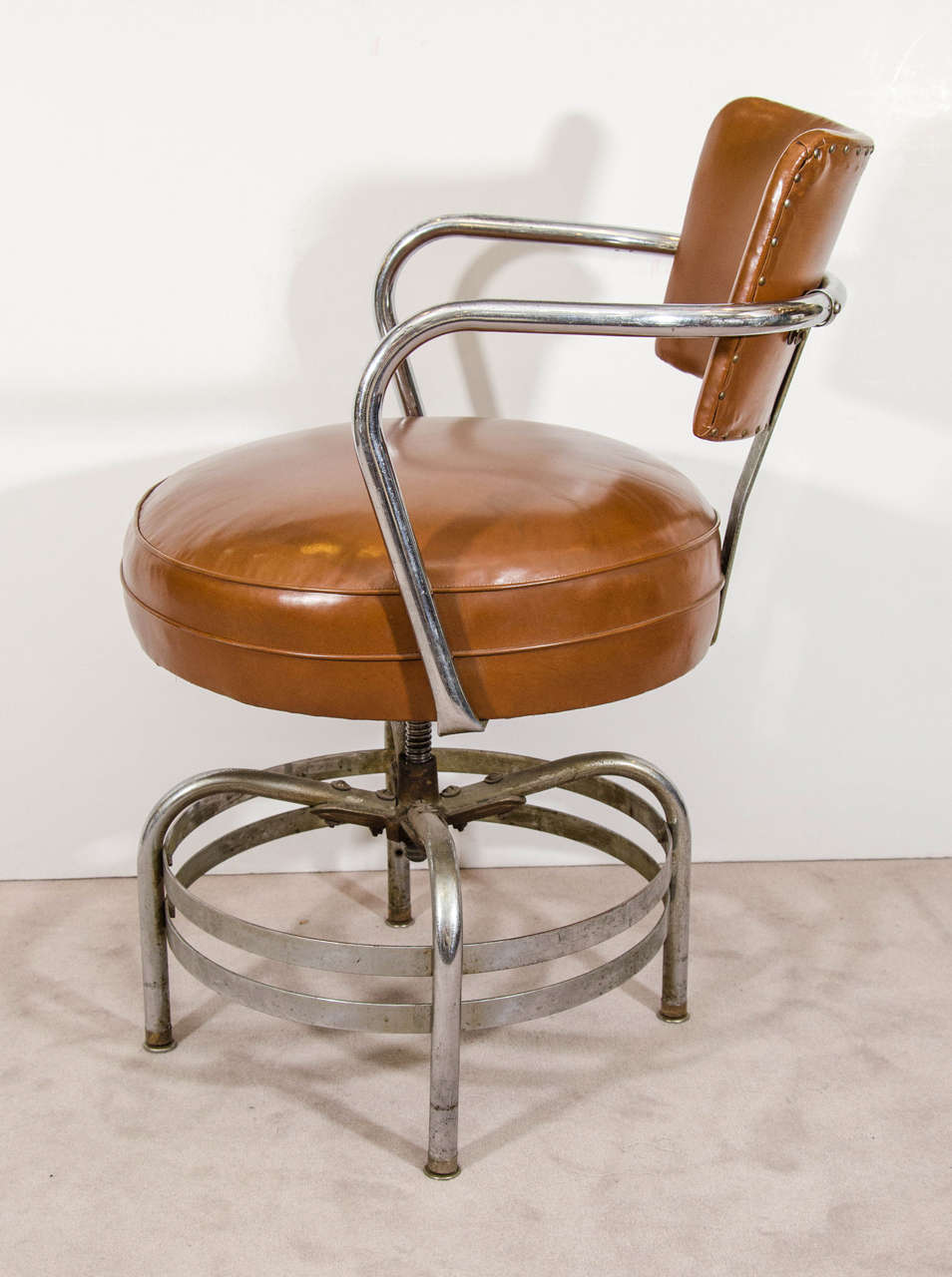 Mid-Century Pair of Chrome and Brown Vinyl Swivel Chairs 1