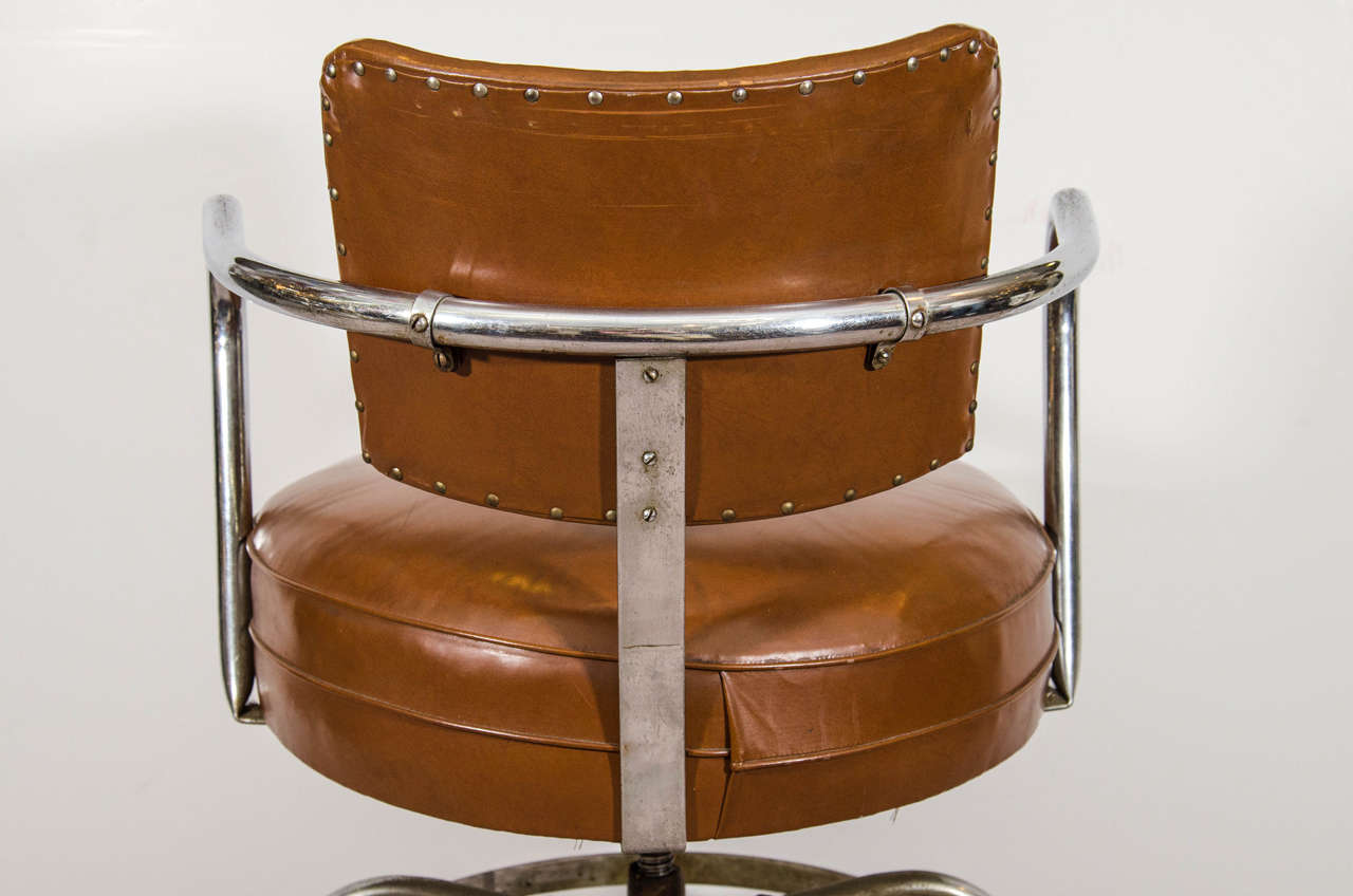 Mid-Century Pair of Chrome and Brown Vinyl Swivel Chairs 3