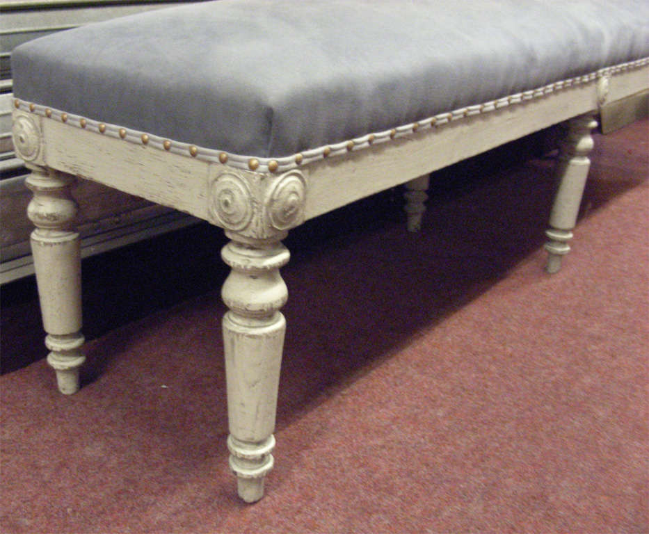 Mid-19th Century Neo-Classical Style Bench For Sale 2