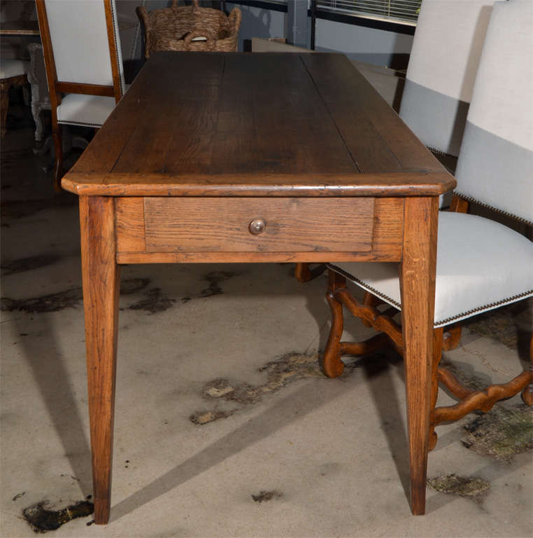 French Farm table In Excellent Condition In Houston, TX