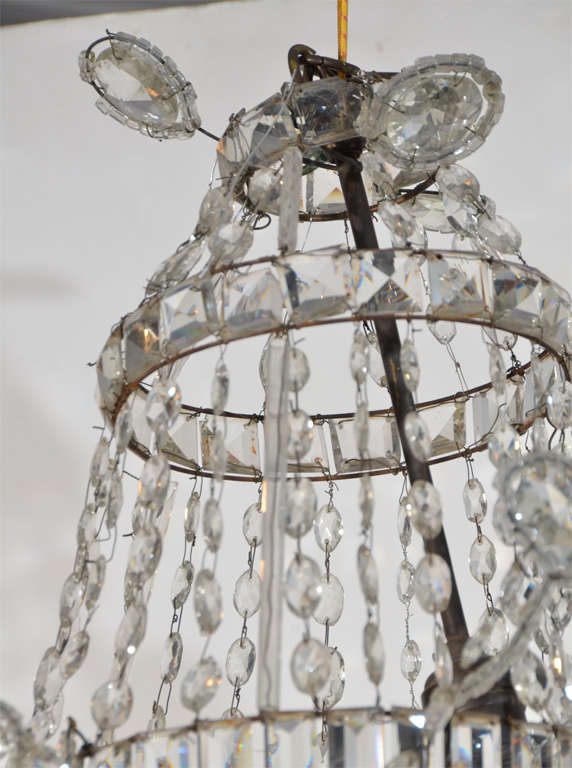 XX secolo Lampadario neoclassico in vetro tagliato in vendita