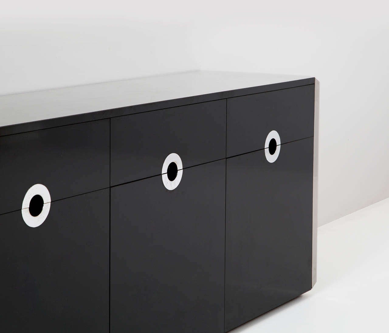 Mid-Century Modern Black High Gloss Three-Door Sideboard, style of Willy Rizzo, by Mario Sabot