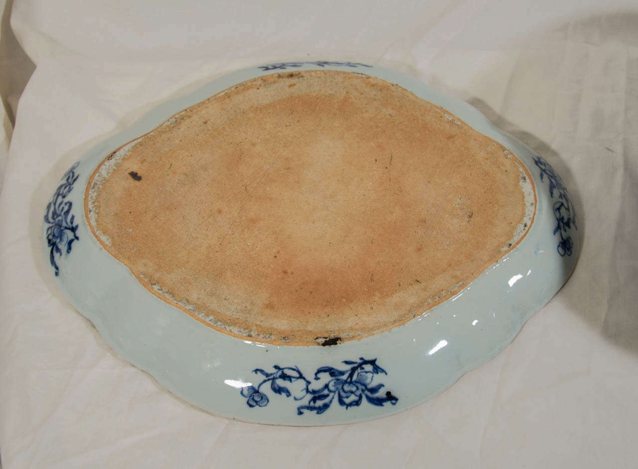 Chinese Porcelain Blue and White Soup Tureen 2