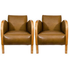 Vintage A Pair of Art Deco Club Chairs