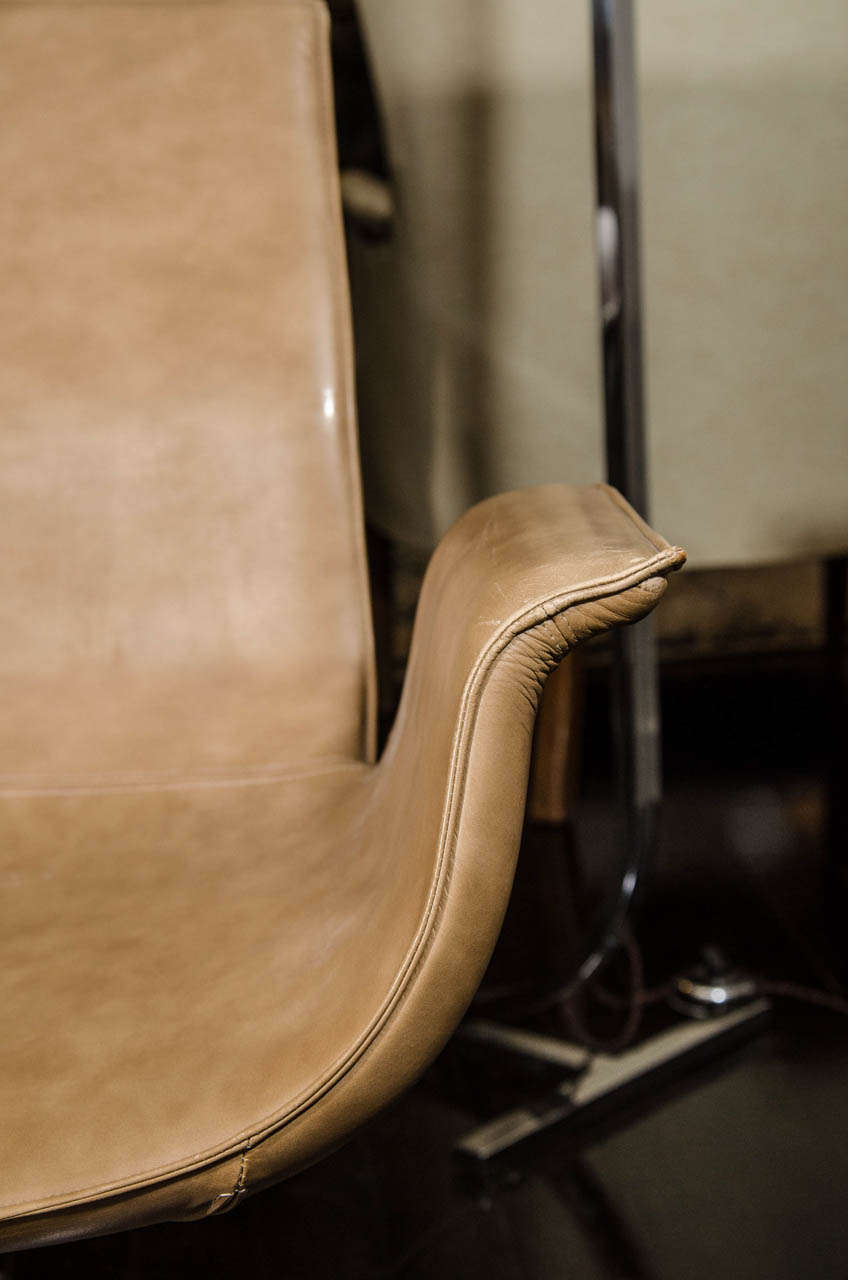 Allemand Chaise oiseau à la manière de Walter Knoll en vente