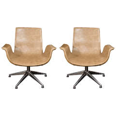 Bird Chair in the Manner of Walter Knoll
