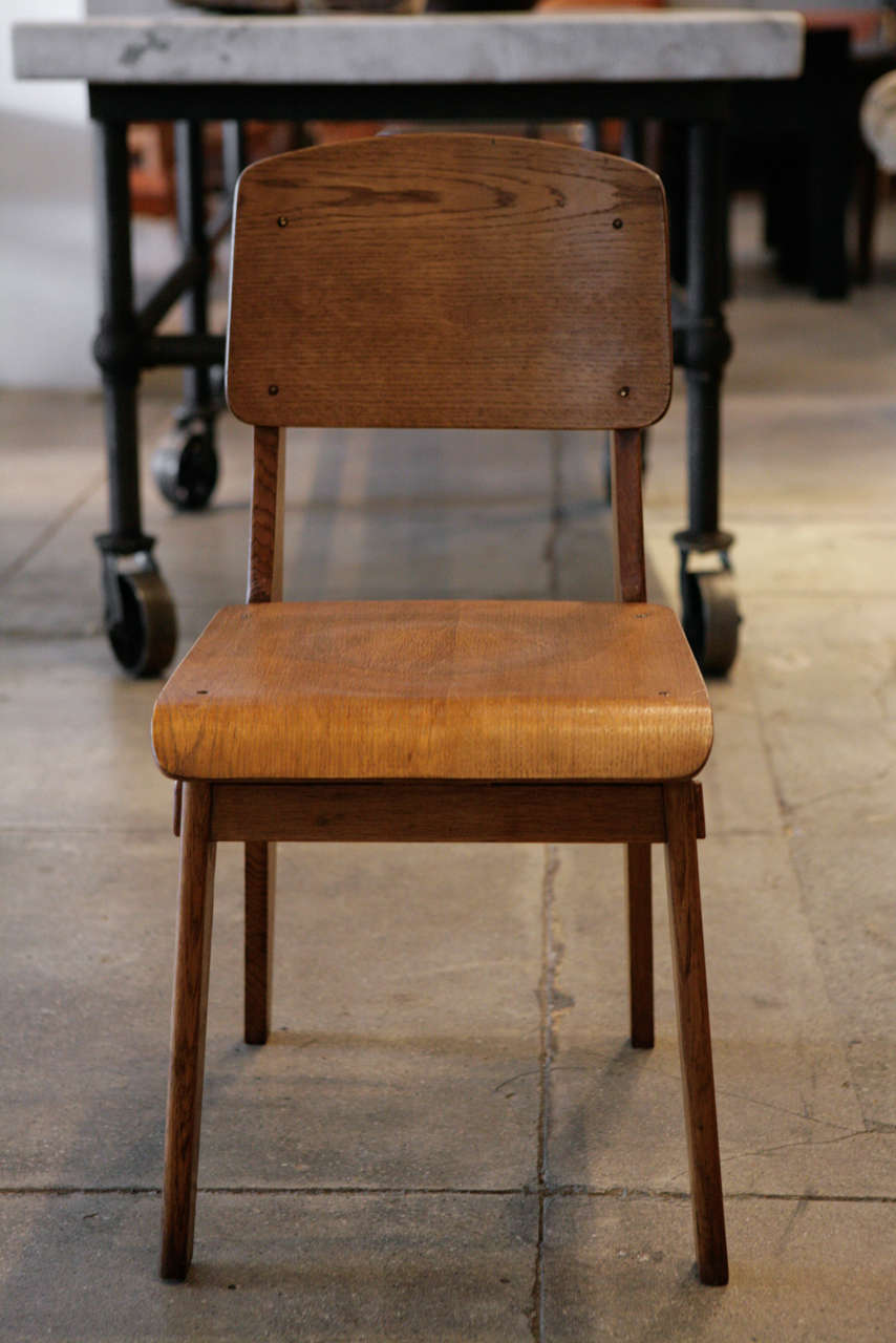 Français Jean Prouve, ensemble de 4 chaises Tout en Bois, vers 1941