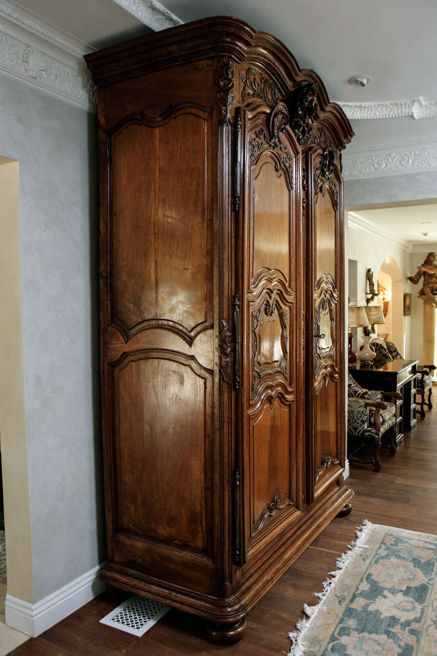 18th Century Period Regence French Carved Walnut Armoire For Sale 2