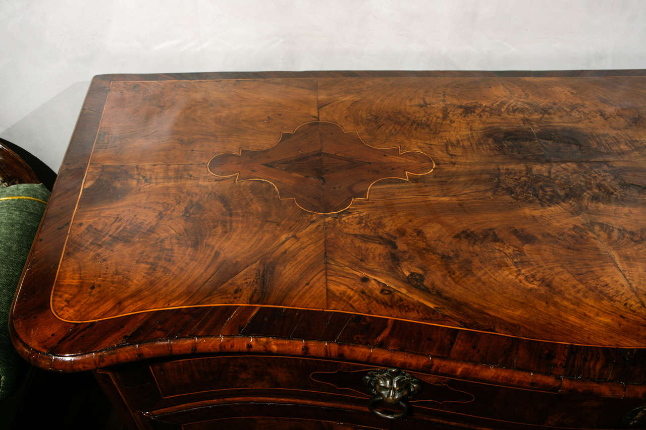 18th Century Maltese Four Drawer Serpentine Front Commode For Sale 1